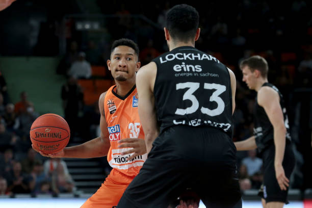 员上做出取 员上做出取